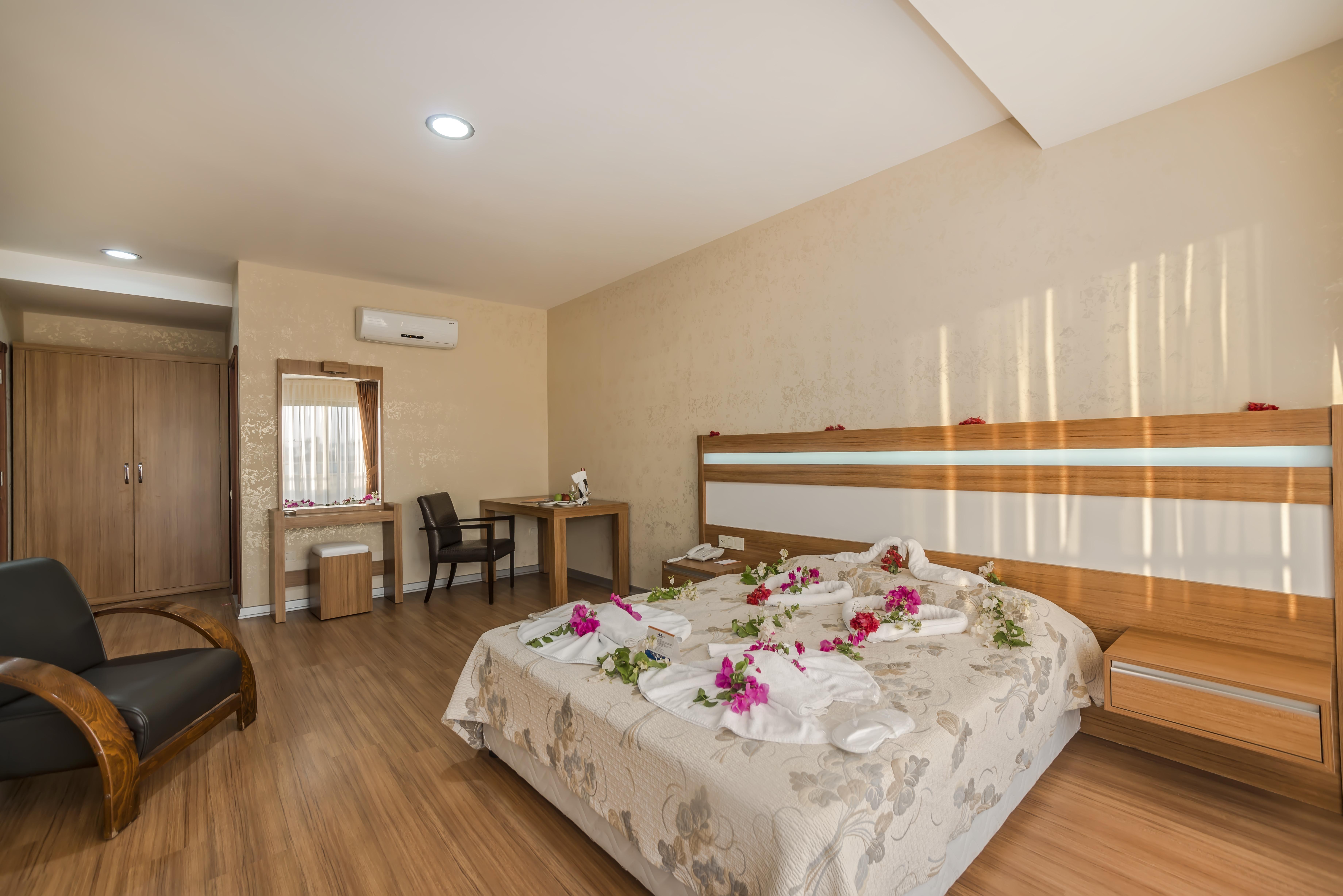 Santa Marina Hotel Анталія Екстер'єр фото