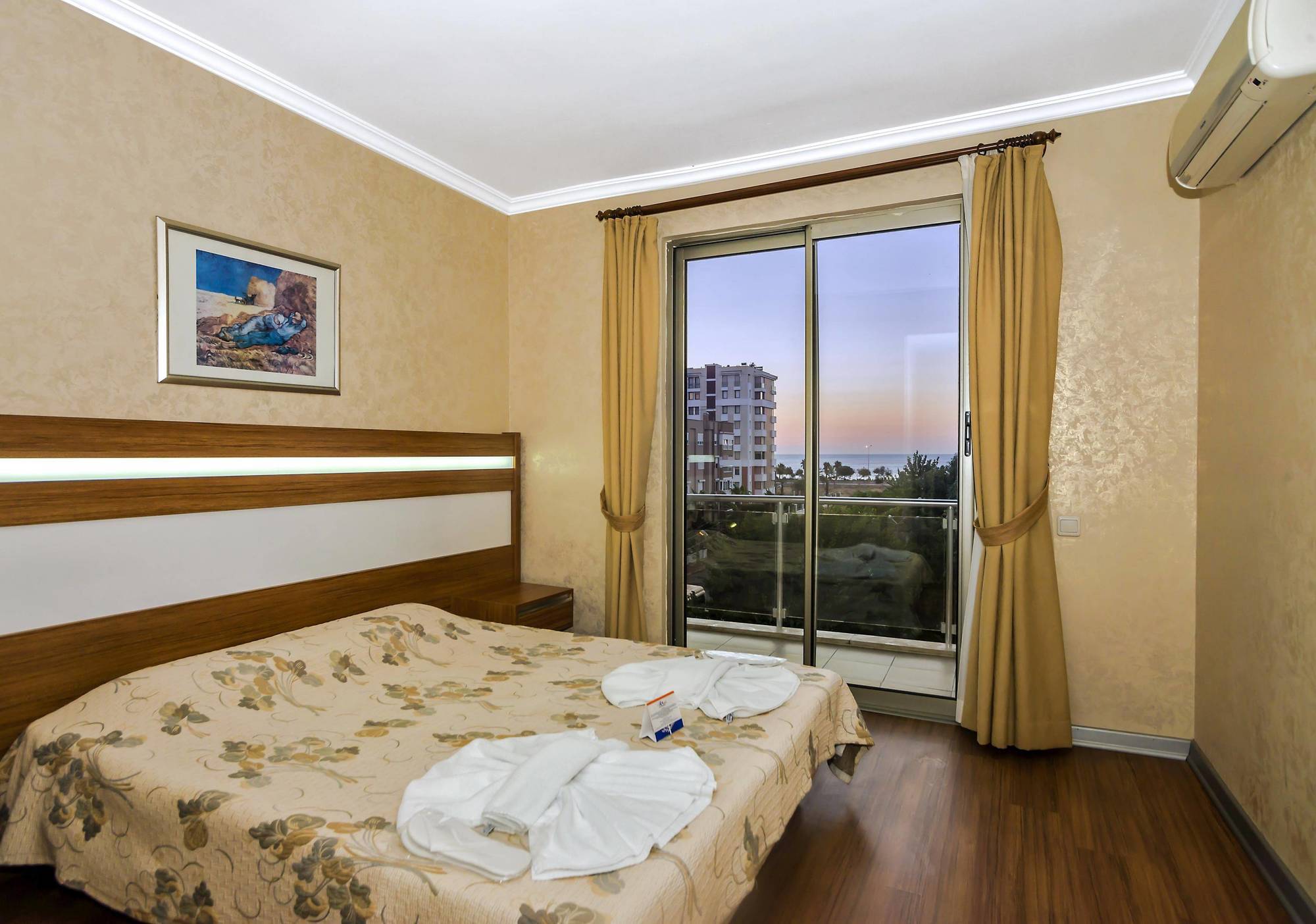 Santa Marina Hotel Анталія Екстер'єр фото